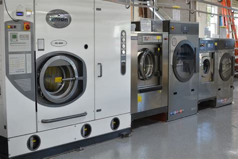 what are the chemicals used in dry cleaning